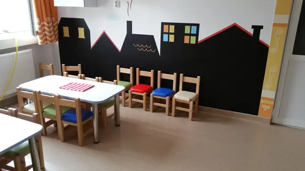 Mobilier de grădiniță din lemn